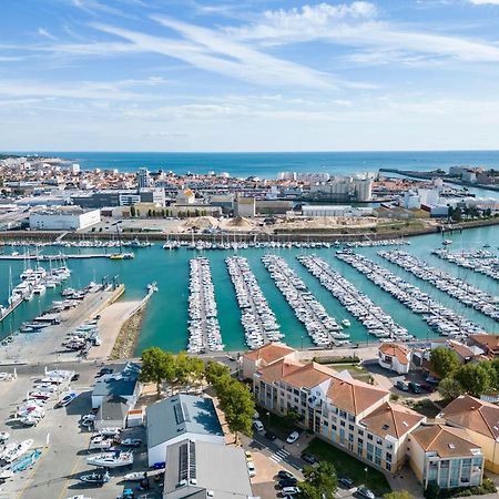 Appartement 1 Chambre, Avec Loggia Et Vue Sur Le Port Olona La Chaume Bagian luar foto